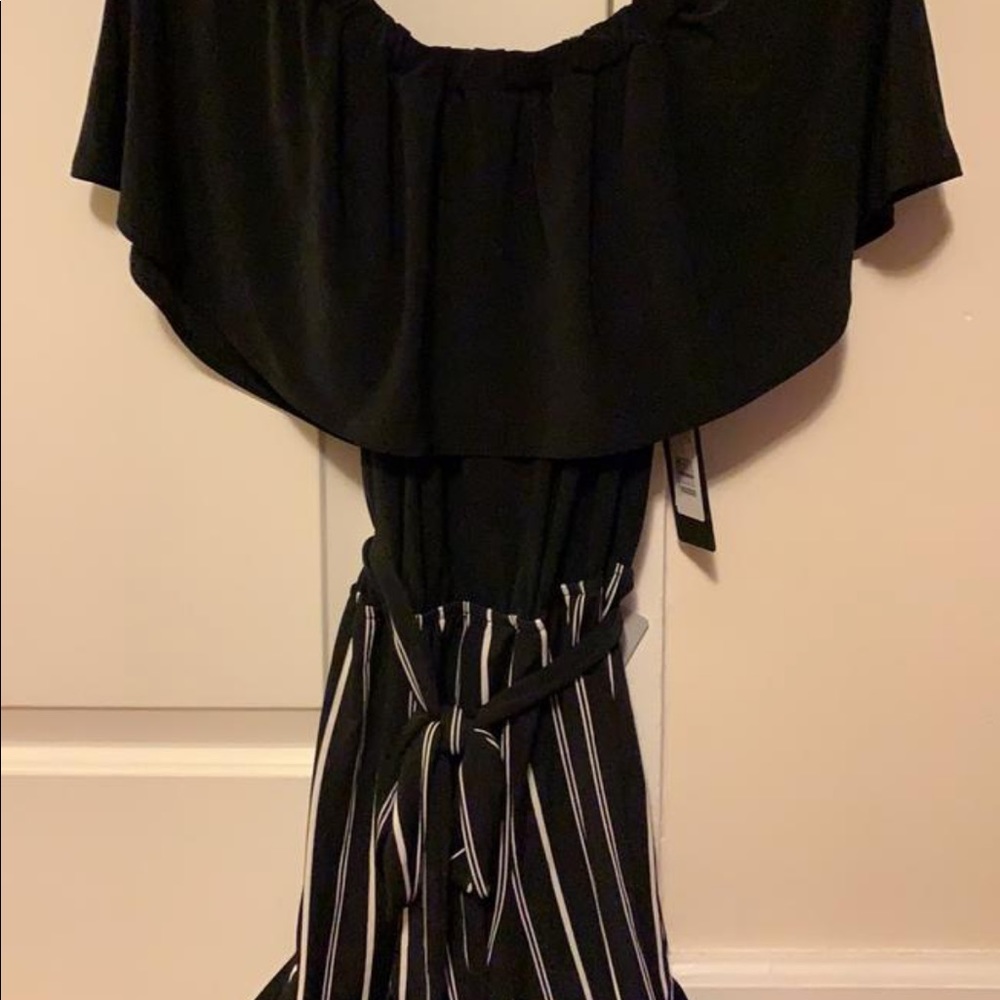 Bebe Womens Size 10 Romper Off the Shoulder